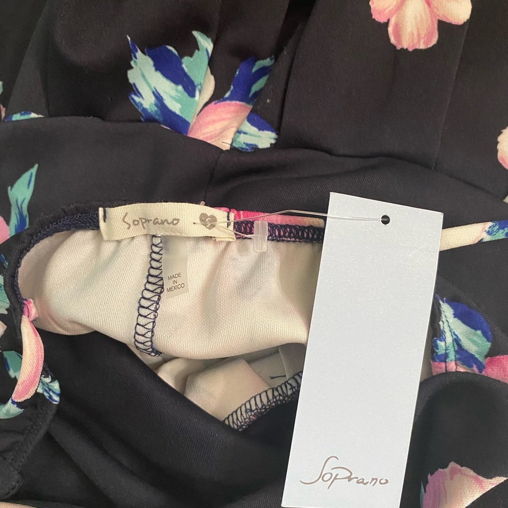 Soprano Floral Spaghetti Strap Dress Women’s size Small - Picture 8 of 10